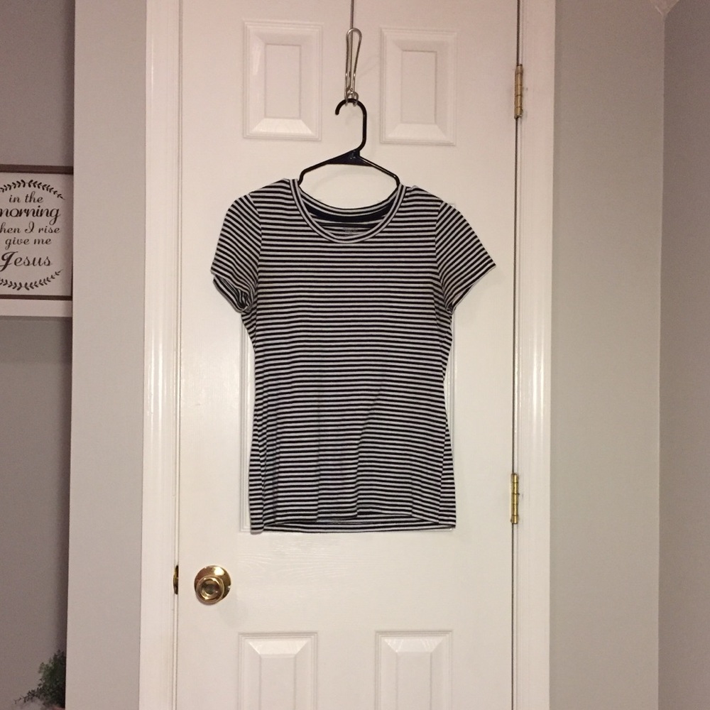 Black and white striped t shirt